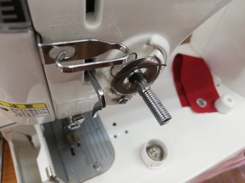 修理完了。JUKI職業用ミシンSL-300EX 糸調子器がおかしくて縫え